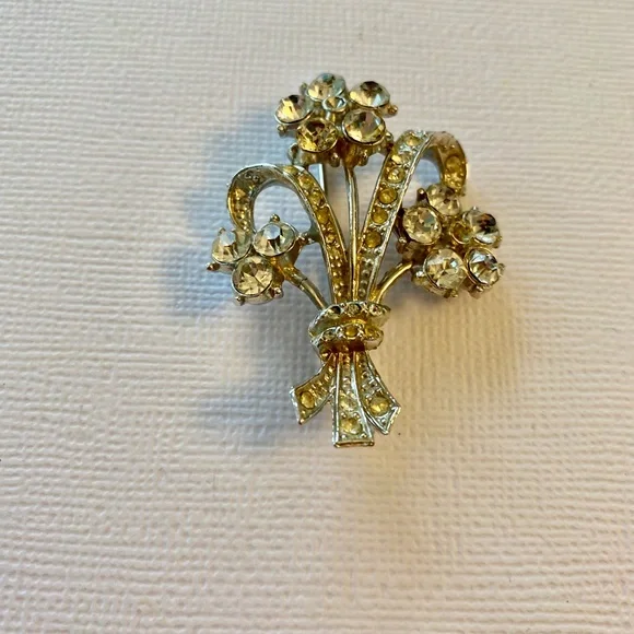 Vintage Rhinestone Brooch - Picture 2 of 4